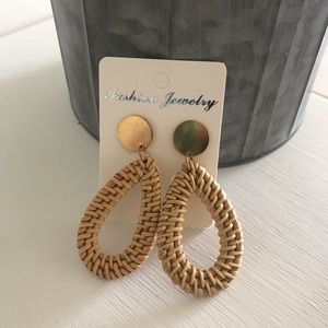 Woven earrings!!